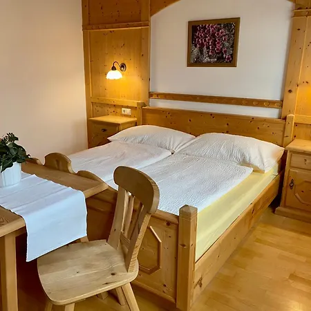 ファームステイ Stoanahof *